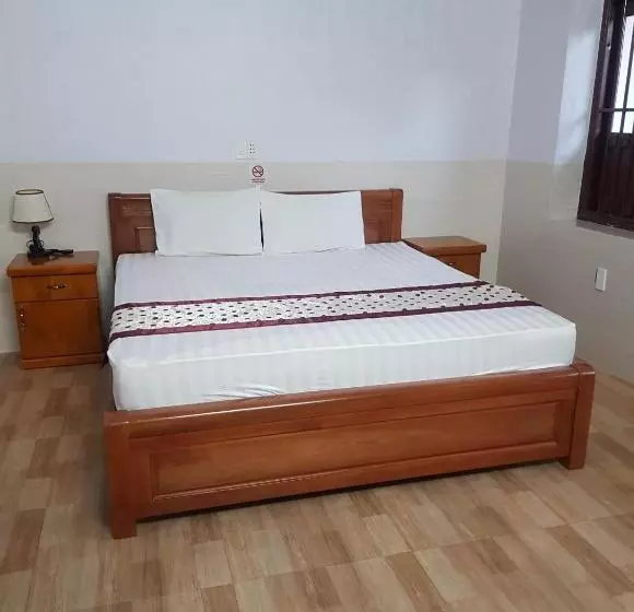 هتل Khách Sạn ánh đông