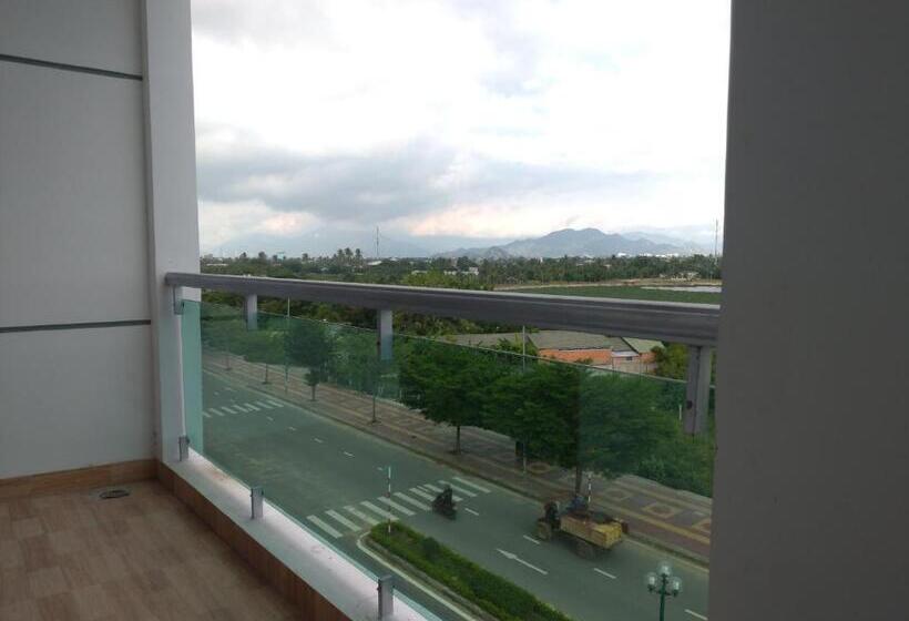 هتل Khách Sạn ánh đông