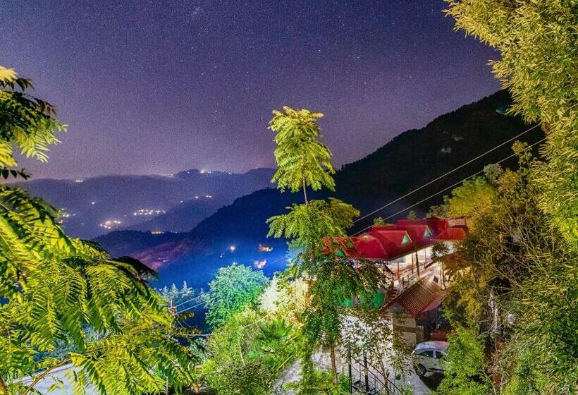 בית מלון כפרי Sherpa Eco Resort