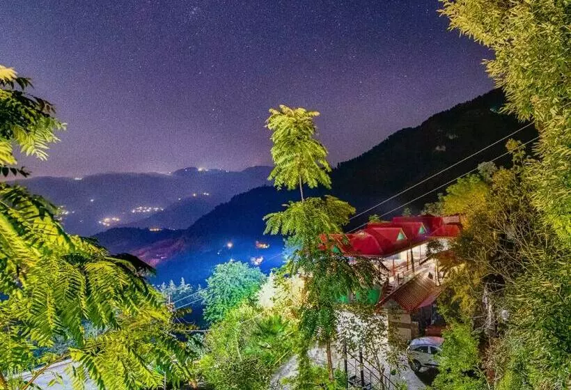 ホテル Sherpa Eco Resort