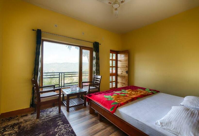 בית מלון כפרי Sherpa Eco Resort