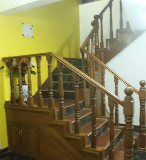 Majatalo Dsilva Residence