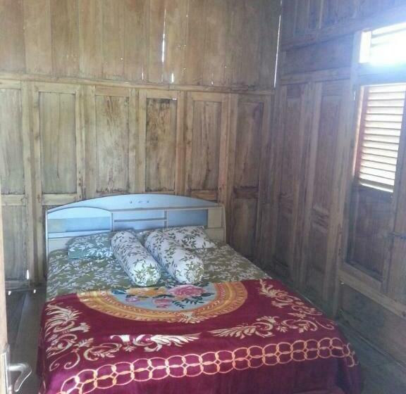 Пансион Rumah Kayu Sumberrejo