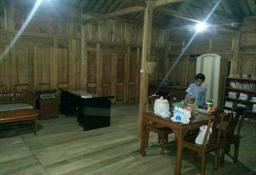 Пансион Rumah Kayu Sumberrejo