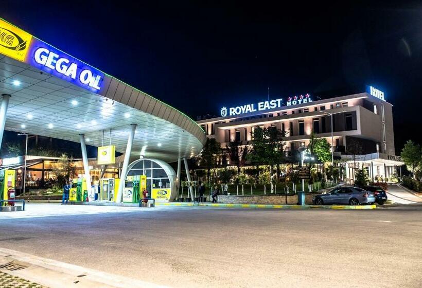 酒店 Royal East Resort