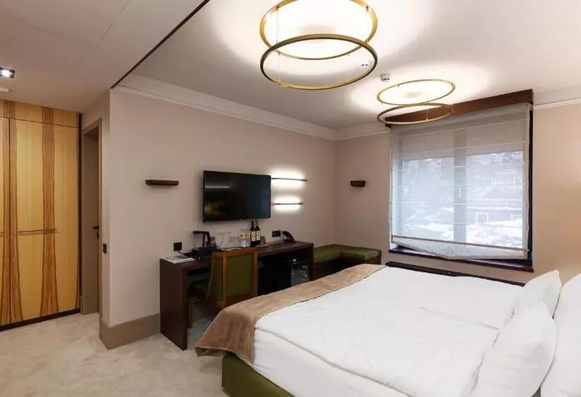 ホテル Ribas Karpaty