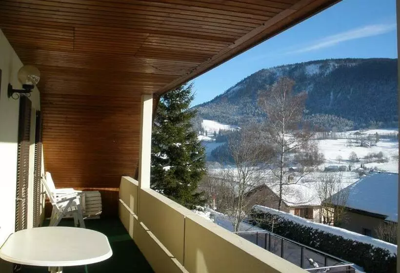 Aamiaismajoitus (B&B) Bnb Villa Moncalme