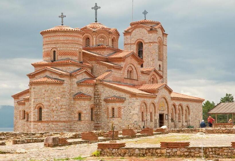 تختخواب و صبحانه Apartments Villa Saray