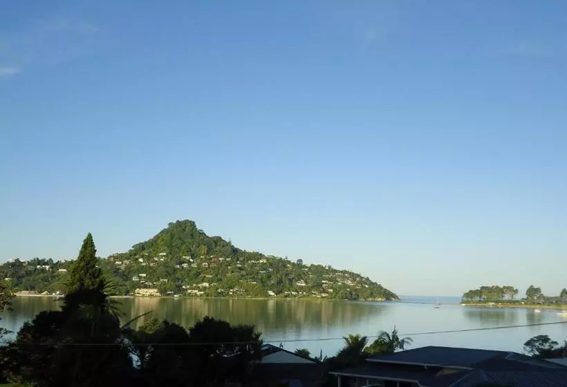 Aamiaismajoitus (B&B) The Boat House Studio