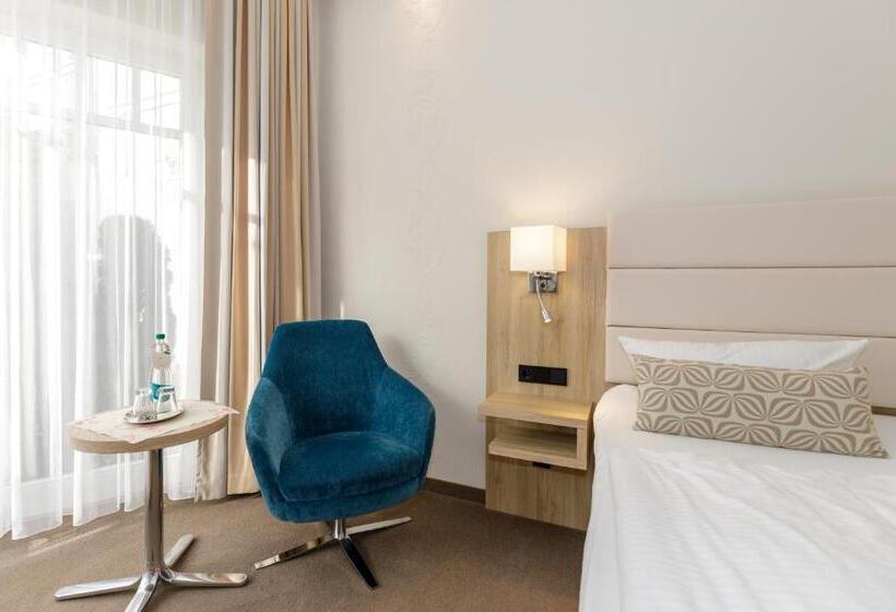 Отель Am Strand