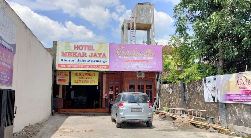 Szálloda Keluarga Mekar Jaya Syariah Near Uns Solo