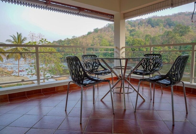 בית מלון כפרי Willow Heights