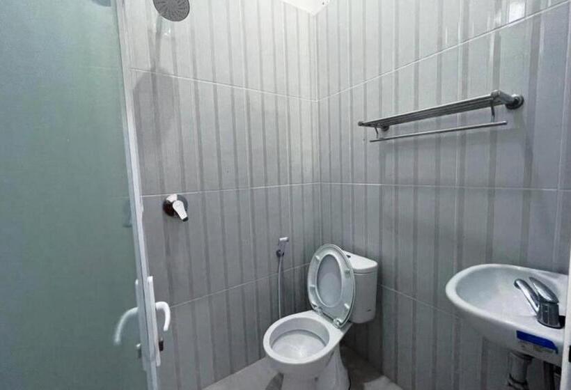 בית מלון כפרי Wisma Maestro Toraja Mitra Reddoorz