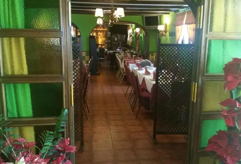 ペンション Hidalgo