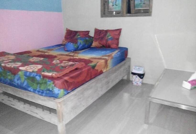 פנסיון Yunior Guesthouse