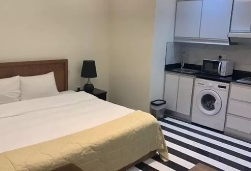 Royal Mirage Hotel And Apartments