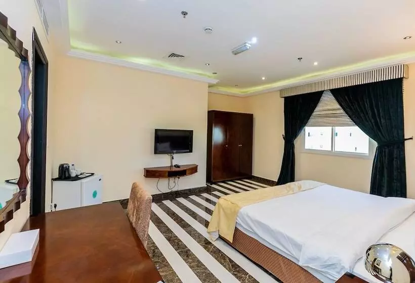 Royal Mirage Hotel And Apartments