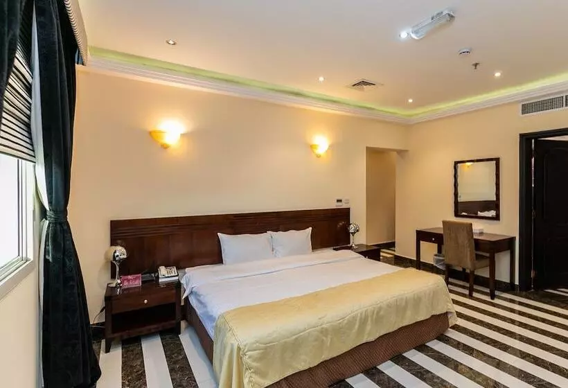 Royal Mirage Hotel And Apartments