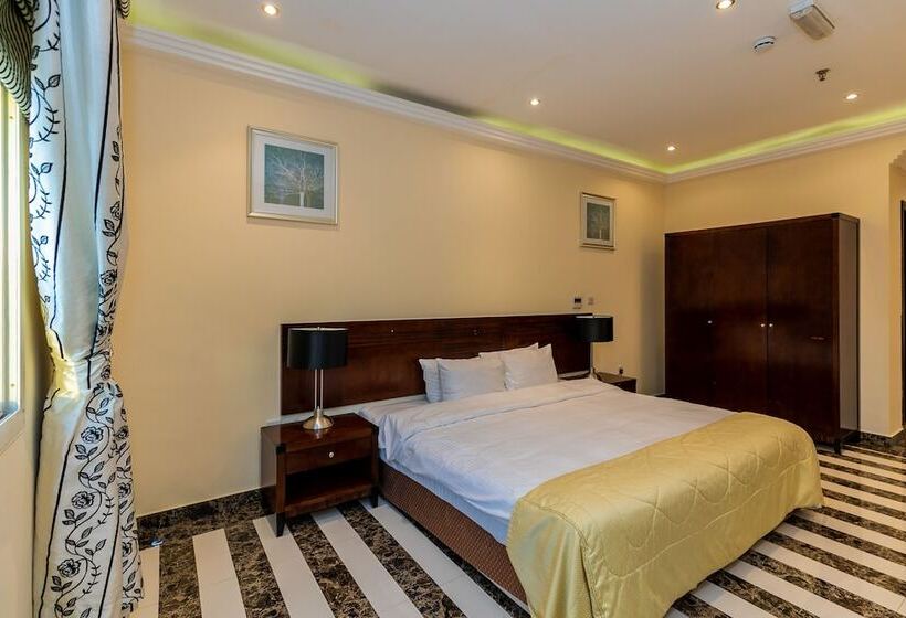 Royal Mirage Hotel And Apartments