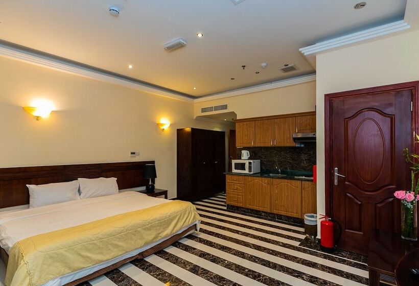 Royal Mirage Hotel And Apartments