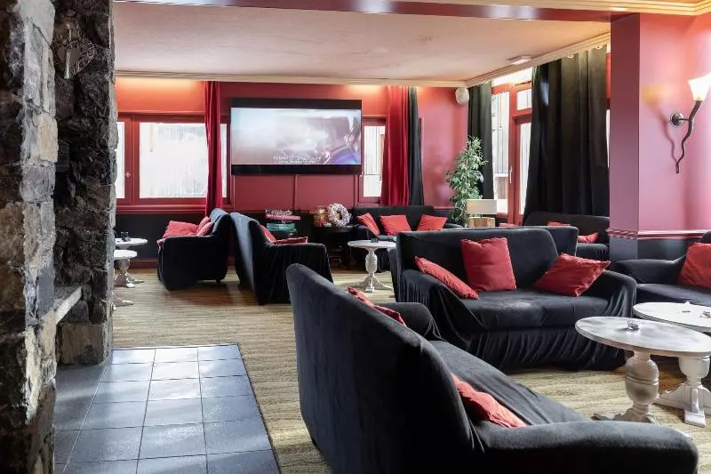 هتل Hôtel La Tarentaise