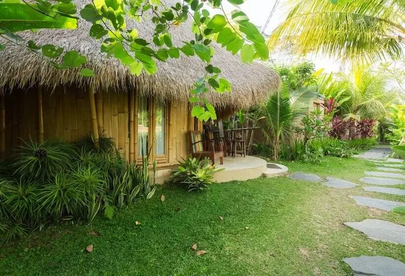 Hotelli Ubud Art Resort