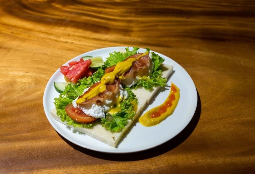 酒店 Ubud Art Resort