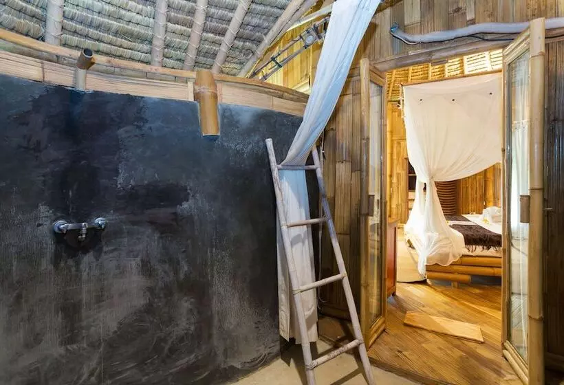 Hotelli Ubud Art Resort