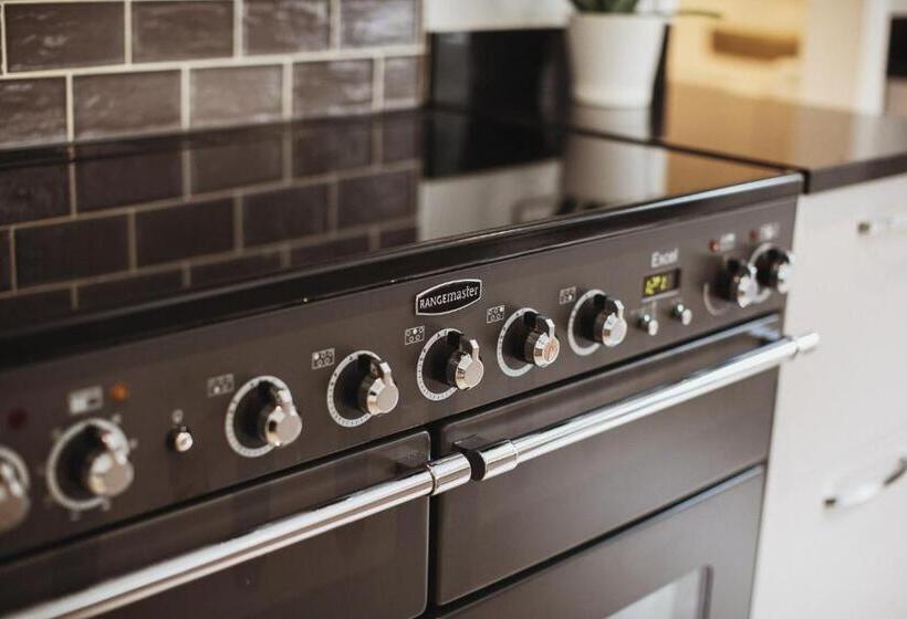 بنسيون Glebe House