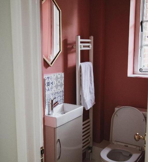 بنسيون Glebe House