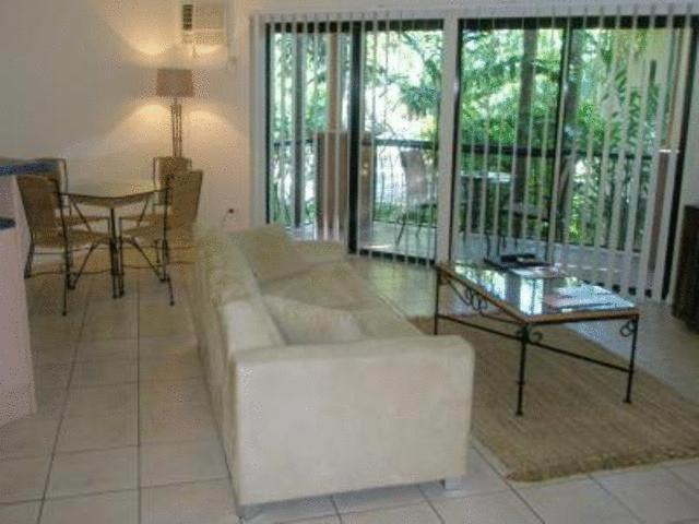 Central Plaza Apartments