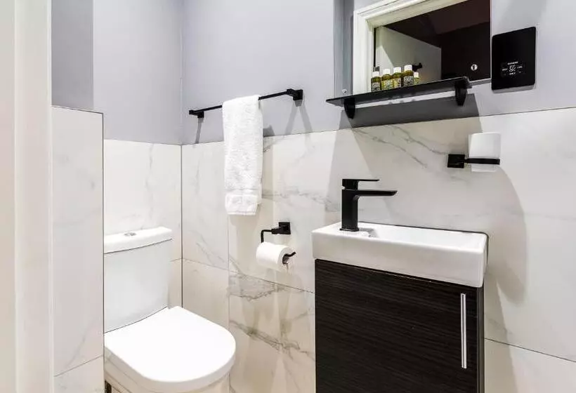 Kensington Rooms   Warwick Road