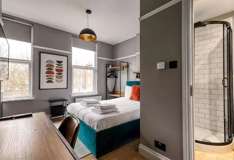 Kensington Rooms   Warwick Road