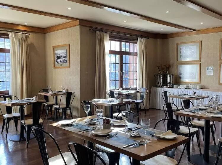 Отель Almasur Punta Arenas