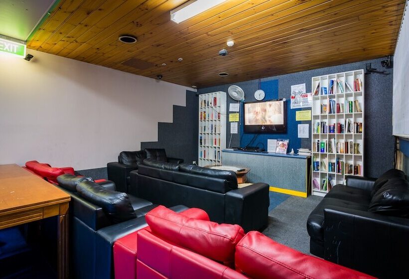 ホテル Blue Galah Backpackers Hostel