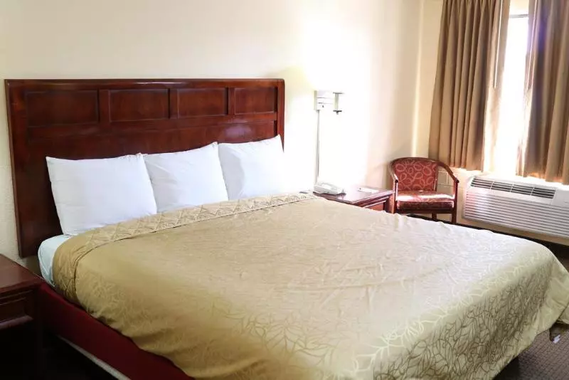 호텔 Budget Inn Flagstaff