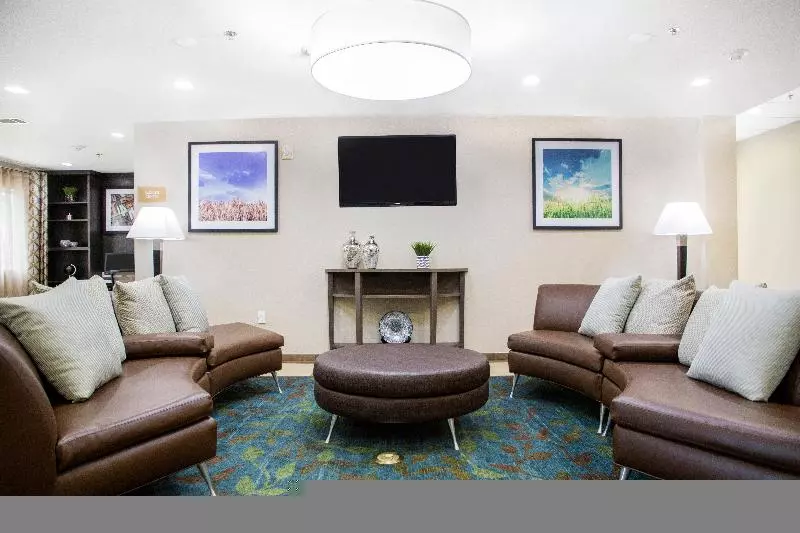בית מלון כפרי Candlewood Suites Grand Prairie Arlington, An Ihg