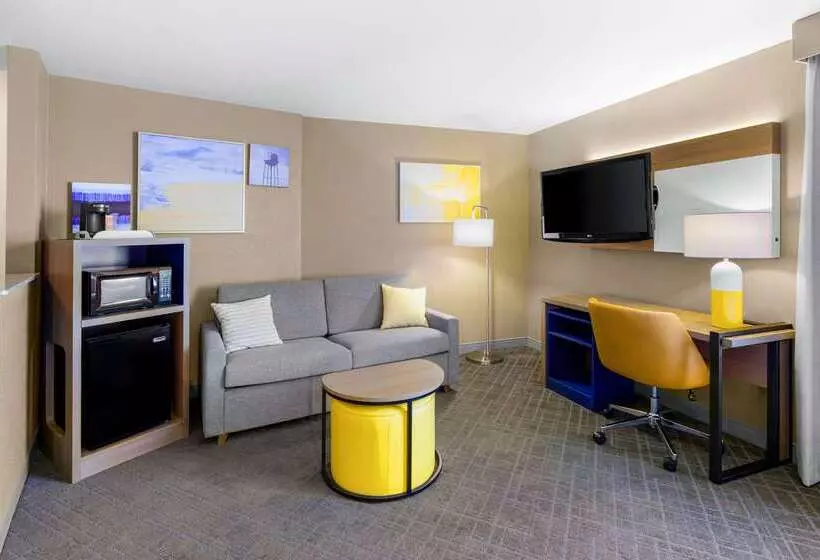 호텔 Comfort Suites Vacaville Napa Valley Area