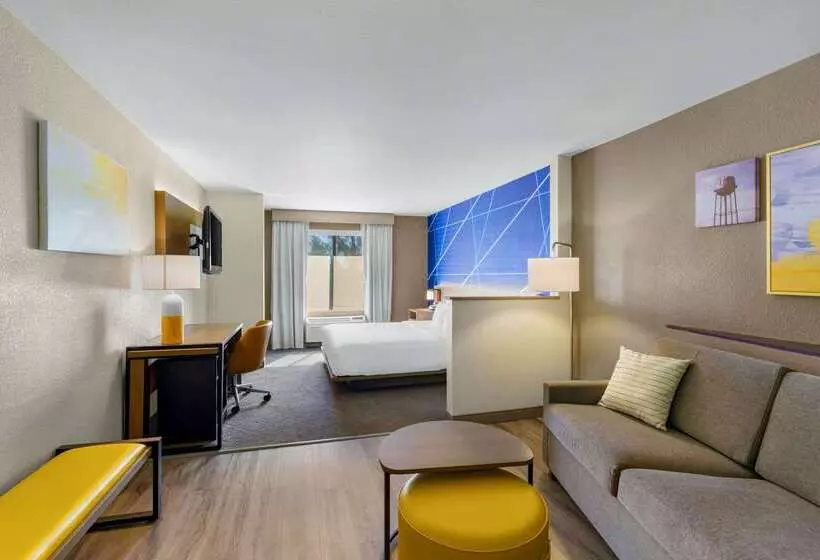 호텔 Comfort Suites Vacaville Napa Valley Area