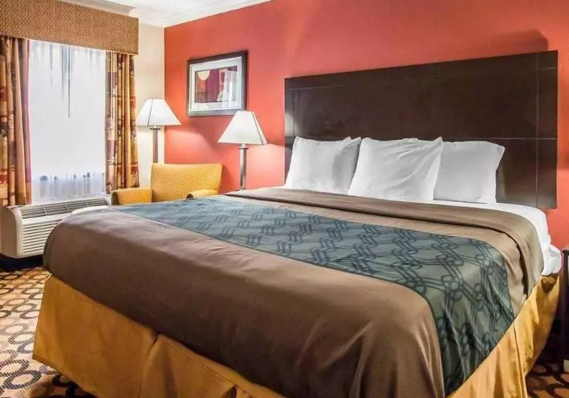 Отель Econo Lodge