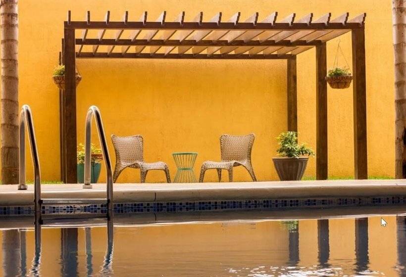 Hotel Holiday Inn Express Nuevo Laredo, An Ihg