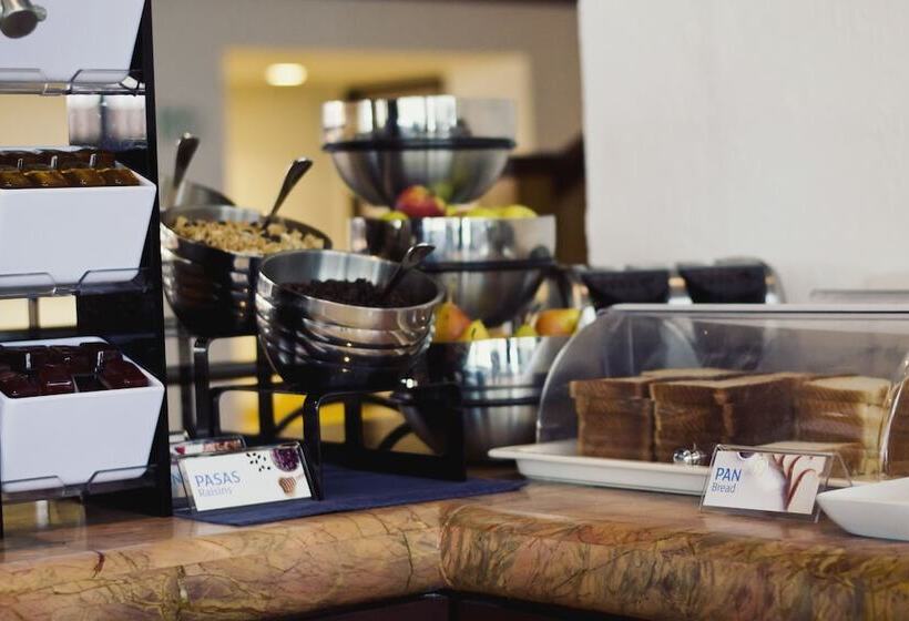 Hotel Holiday Inn Express Nuevo Laredo, An Ihg