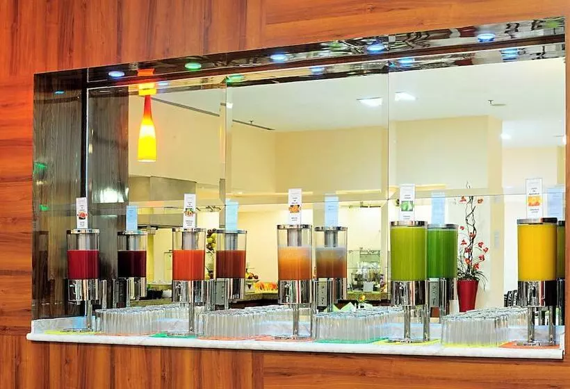 Otel Holiday Inn Uruapan, An Ihg