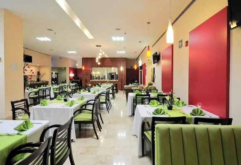 Otel Holiday Inn Uruapan, An Ihg