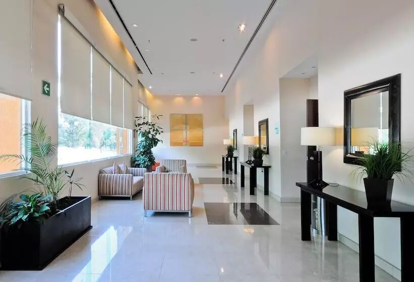 Otel Holiday Inn Uruapan, An Ihg