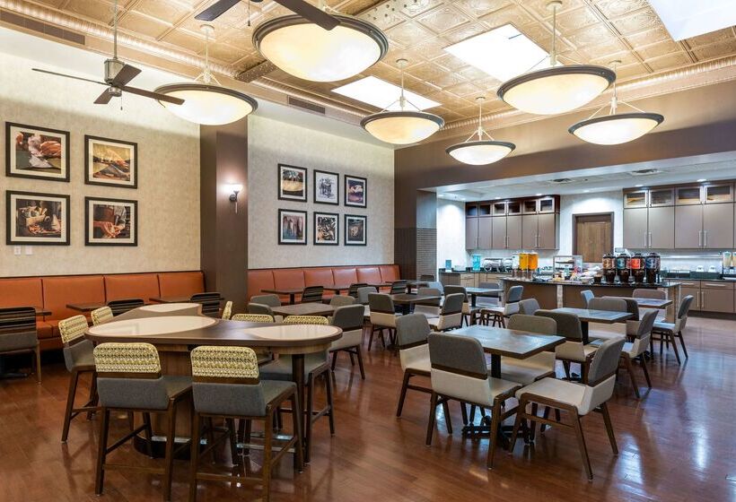 فندق Homewood Suites By Hilton Indianapolisdowntown