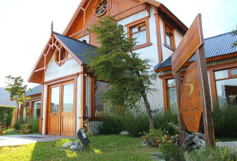 هتل Hosteria Senderos