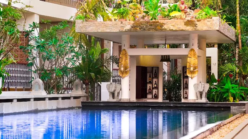 هتل Montra Nivesha Residence