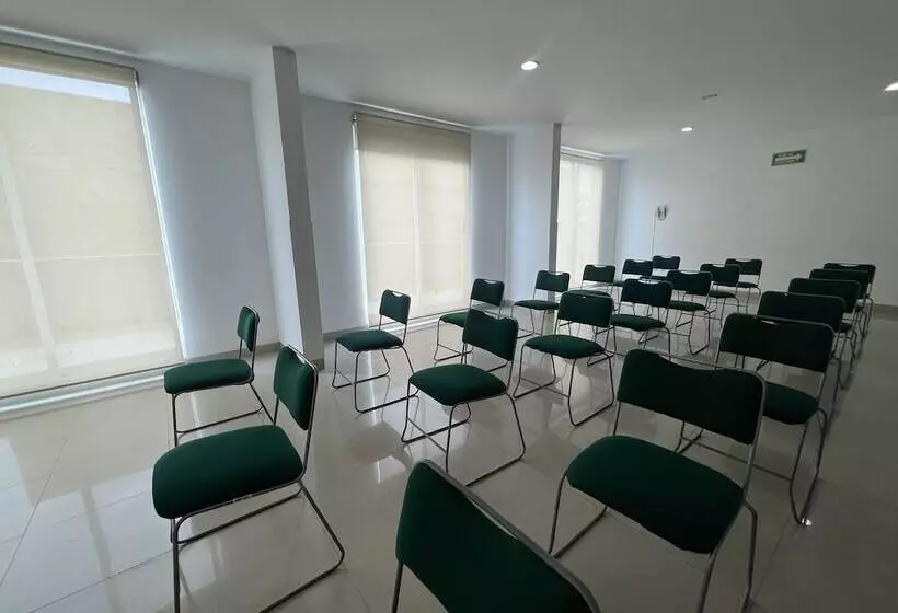 בית מלון כפרי México Plaza Irapuato