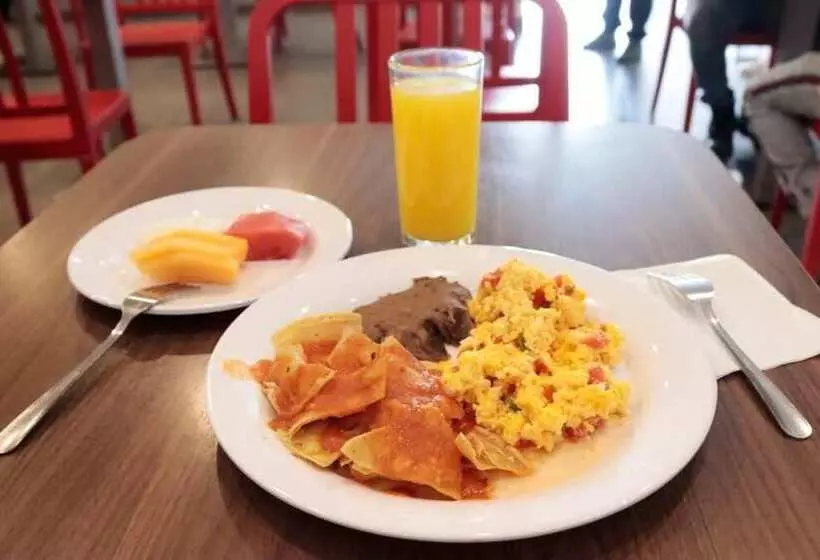 בית מלון כפרי México Plaza Irapuato